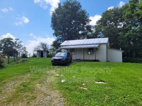 186 Benedict Ln - Photo 1 of 1