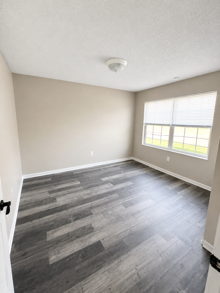 Southview Apartments - Photo 6 of 13