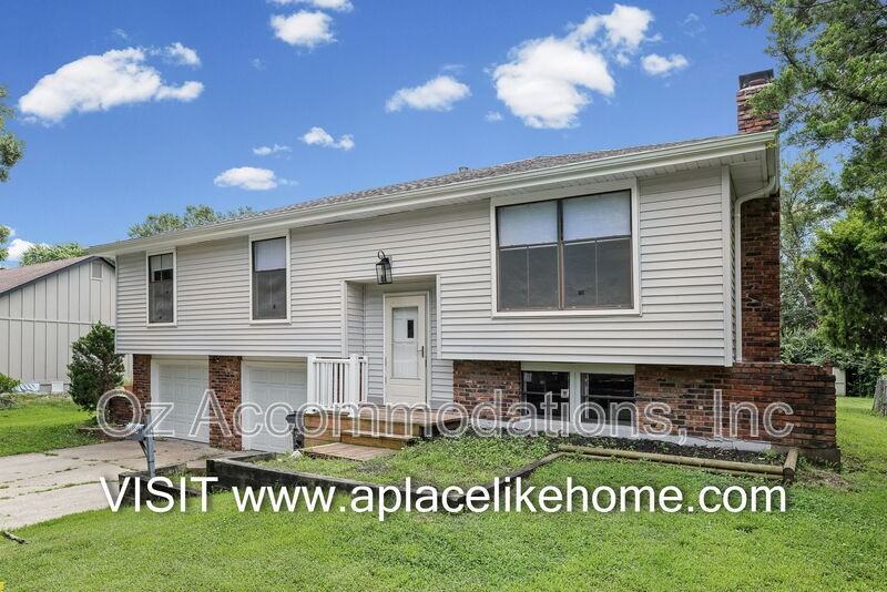 1105 W Elm Ter - Photo 3 of 39