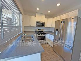 1021 W Mission Ln - Photo 1 of 1
