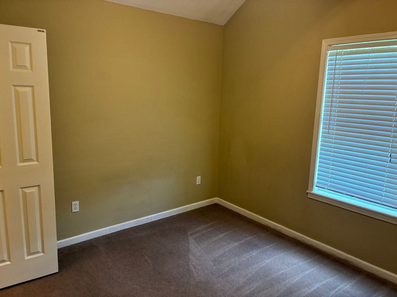 112 Eagle Pointe Loop - Photo 7 of 13