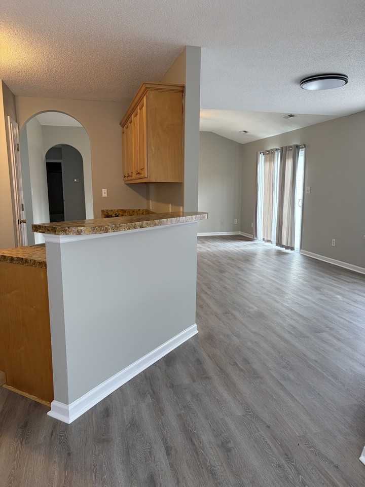 1117 Green Fir Loop #A - Photo 5 of 21
