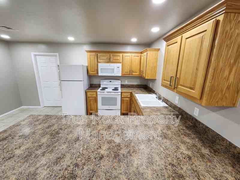 15400 County Road 3594 - Photo 5 of 13