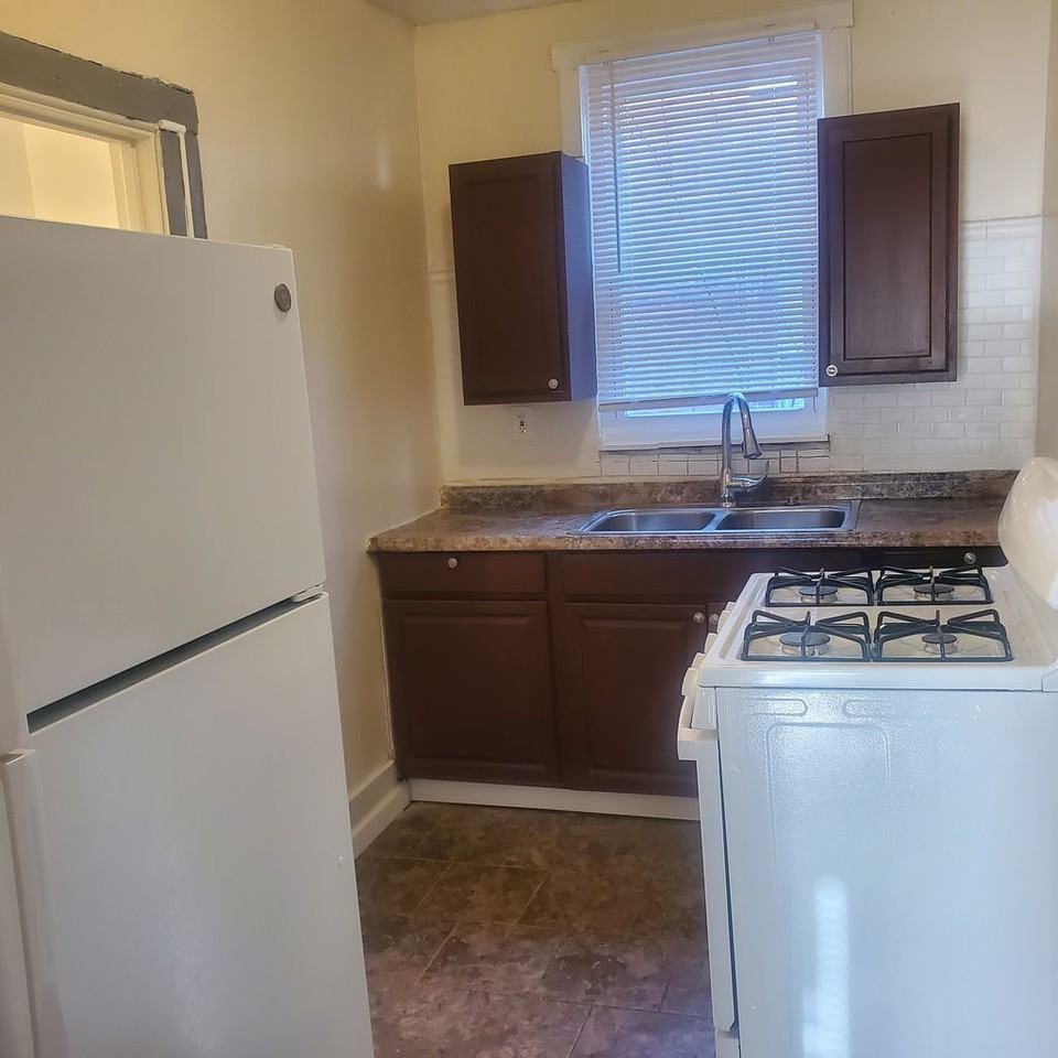 8546 Ironwood St - Photo 4 of 8