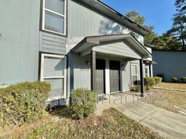 featured image of 5852 Aftonshire Dr