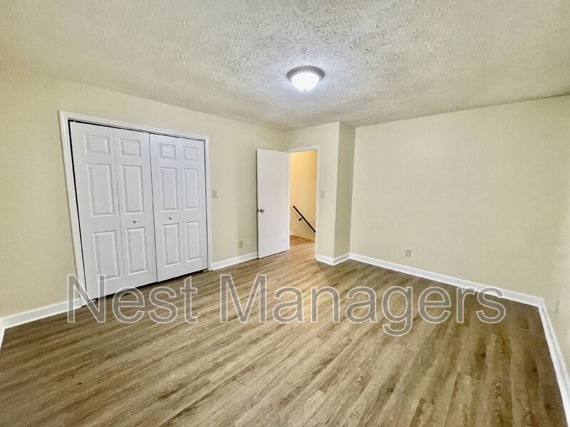 5852 Aftonshire Dr - Photo 5 of 12