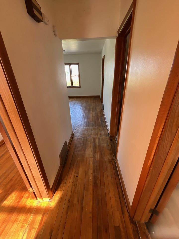 1213 1/2 Cleveland Ave - Photo 6 of 7