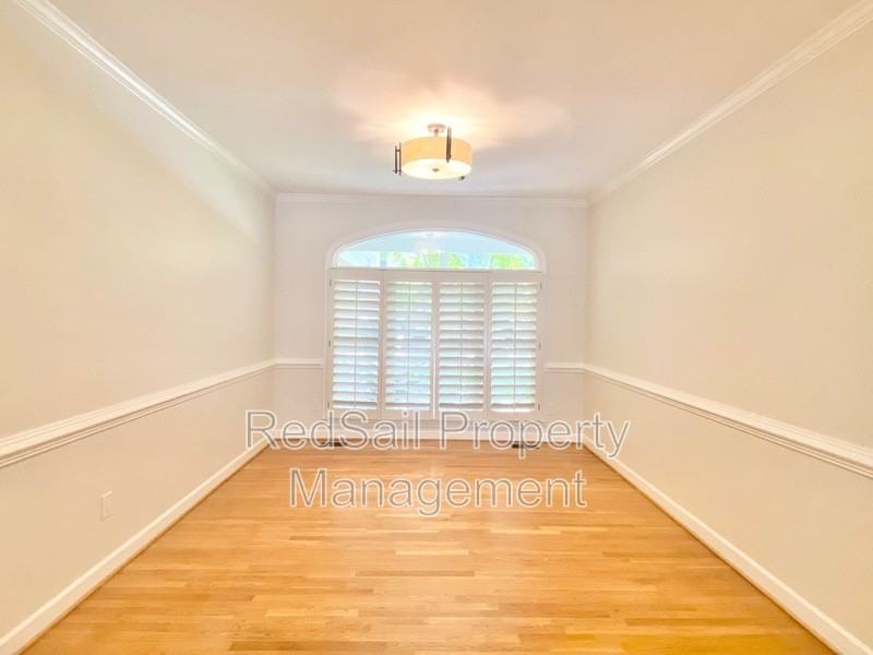 809 Captain John Smith Rd - Photo 6 of 23