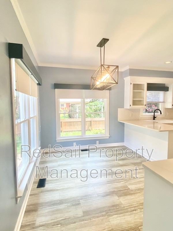 809 Captain John Smith Rd - Photo 7 of 23