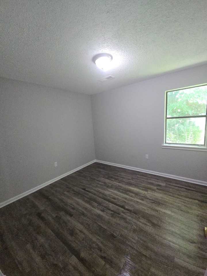 408 Simonton St #A - Photo 3 of 9