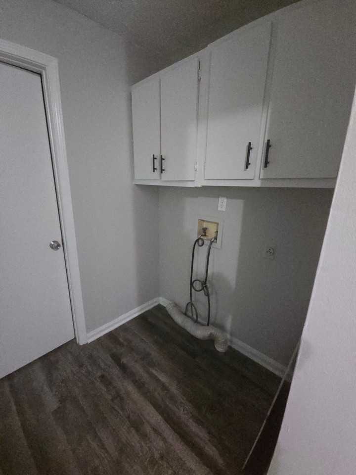 408 Simonton St #A - Photo 5 of 9