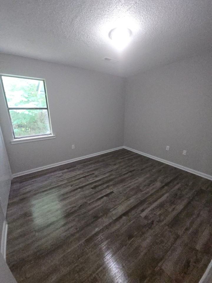 408 Simonton St #A - Photo 6 of 9