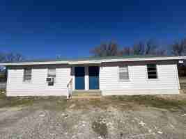 featured image of 483 S Jefferson St #1