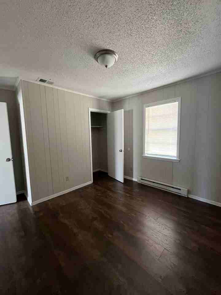 483 S Jefferson St #1 - Photo 5 of 7