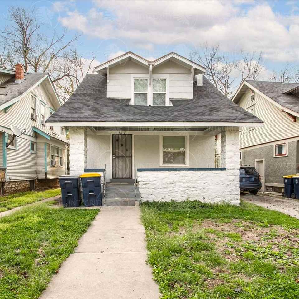 3817 S Benton Ave - Photo 2 of 27