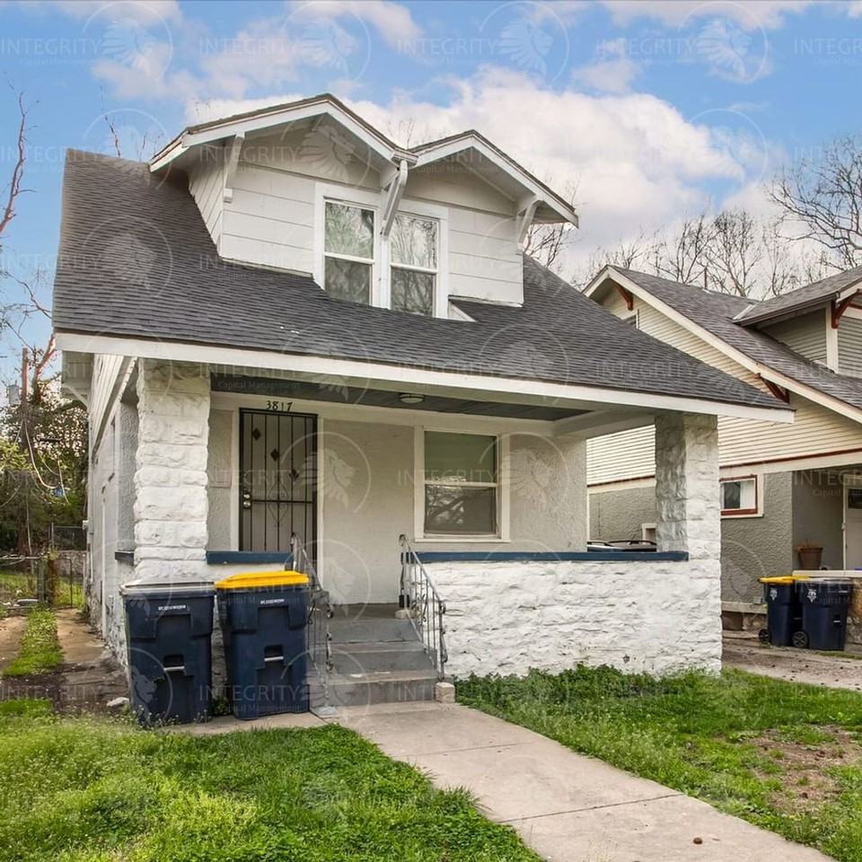 3817 S Benton Ave - Photo 3 of 27