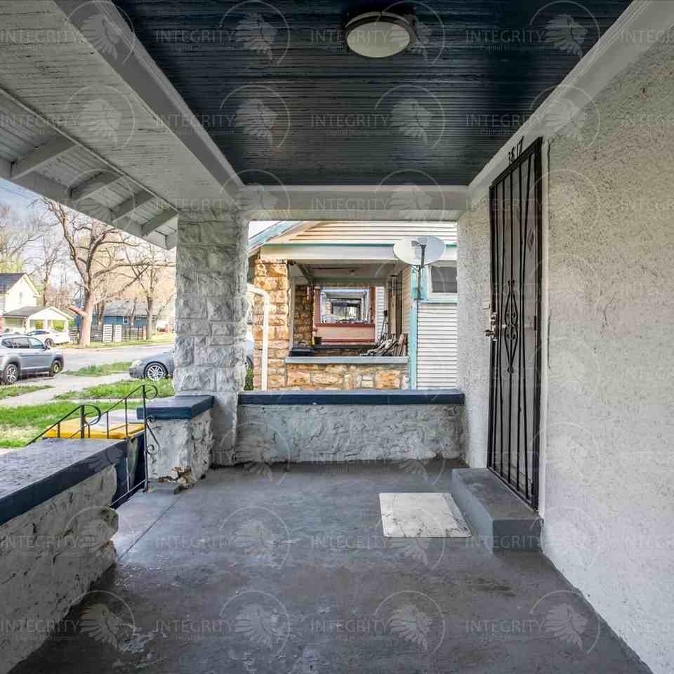 3817 S Benton Ave - Photo 7 of 27