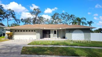 featured image of 215 Meadowcross Dr
