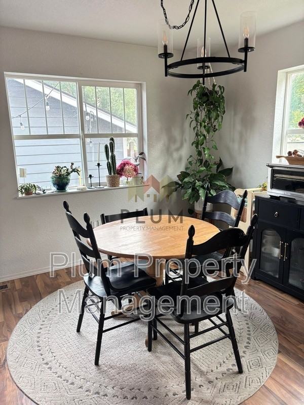 4400 Martindale Way - Photo 3 of 13