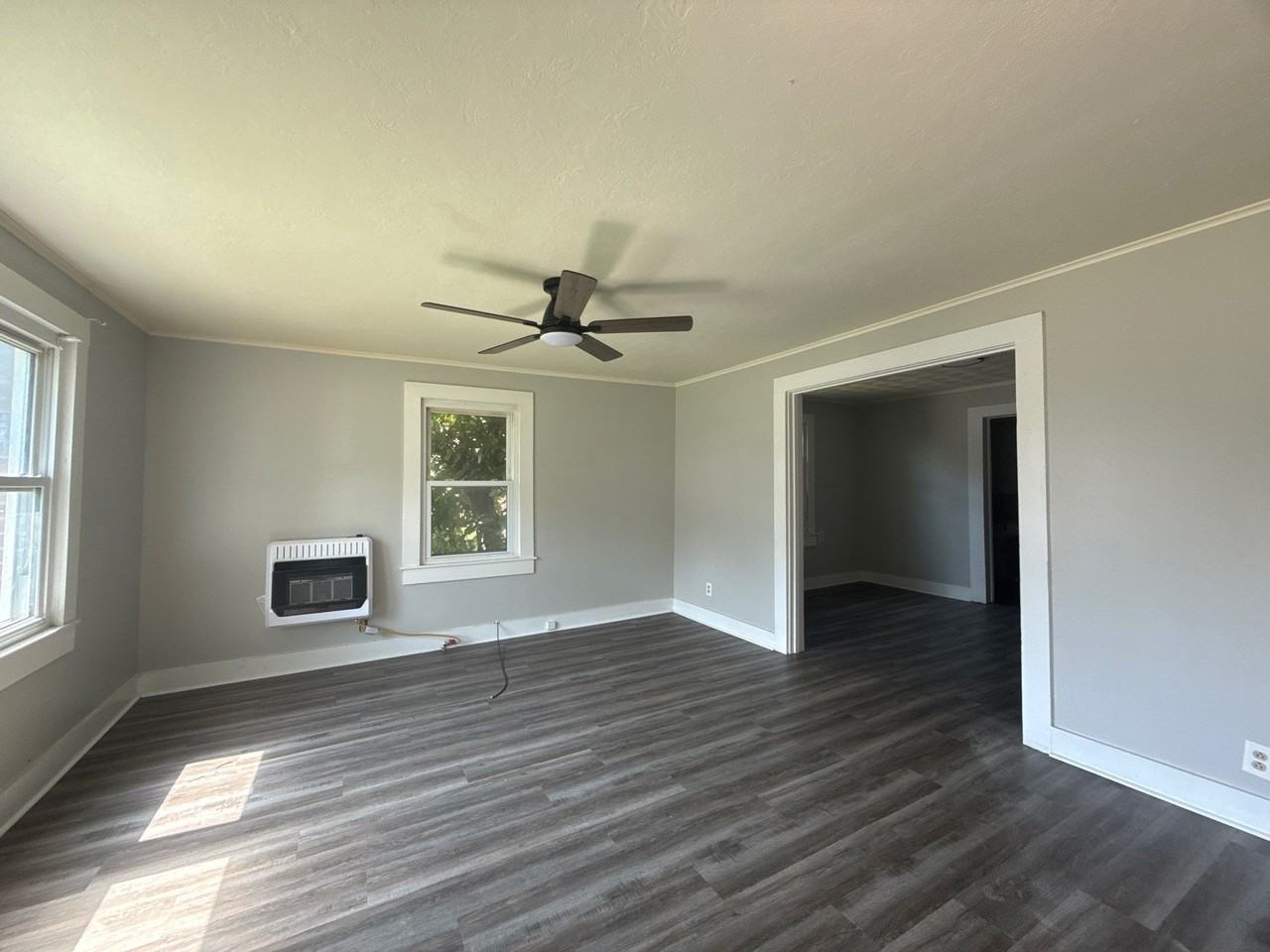 313 Eastland Ave #1 - Photo 5 of 14