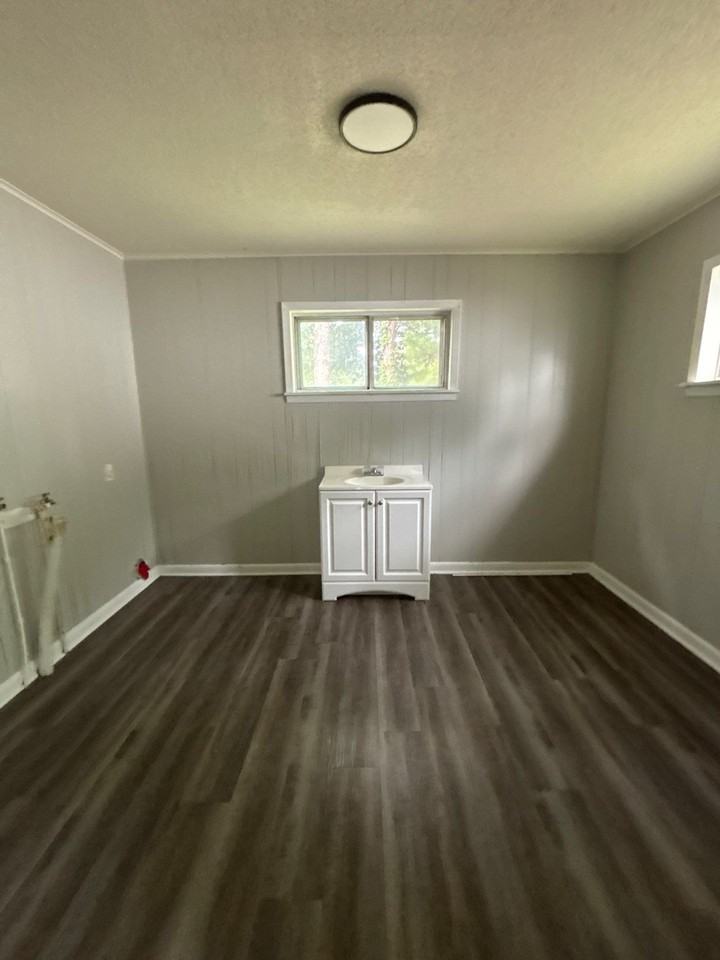 313 Eastland Ave #1 - Photo 7 of 14
