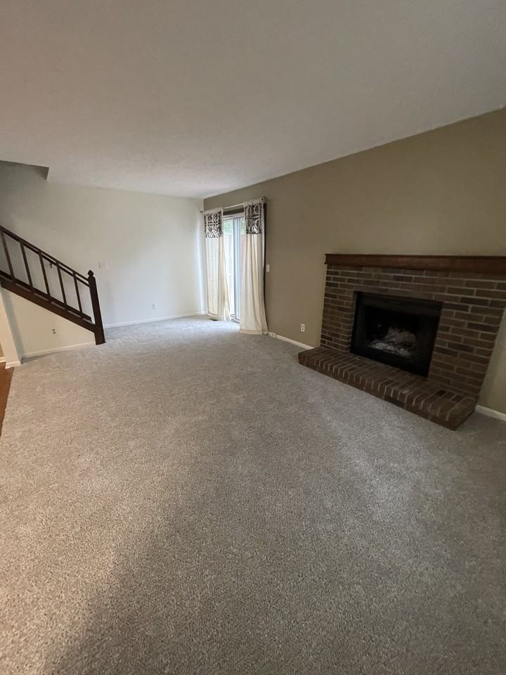 2177 Woodleaf St #2177 - Photo 6 of 30