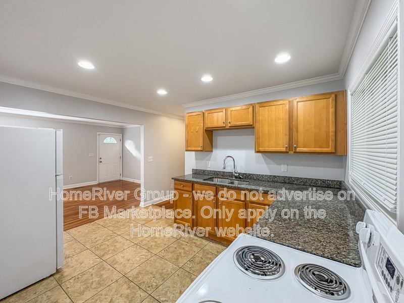 6913 Martha Ave #A - Photo 2 of 18