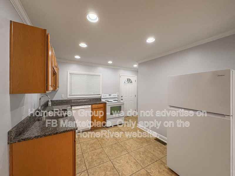 6913 Martha Ave #A - Photo 7 of 18