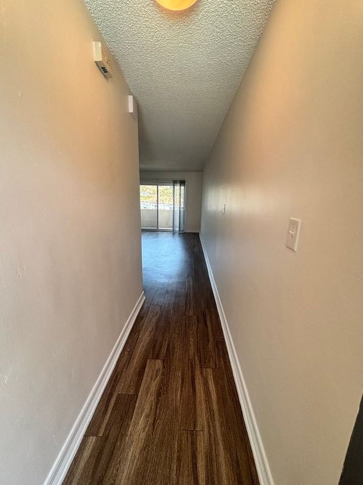 University Terrace Apartments - Photo 5 of 44