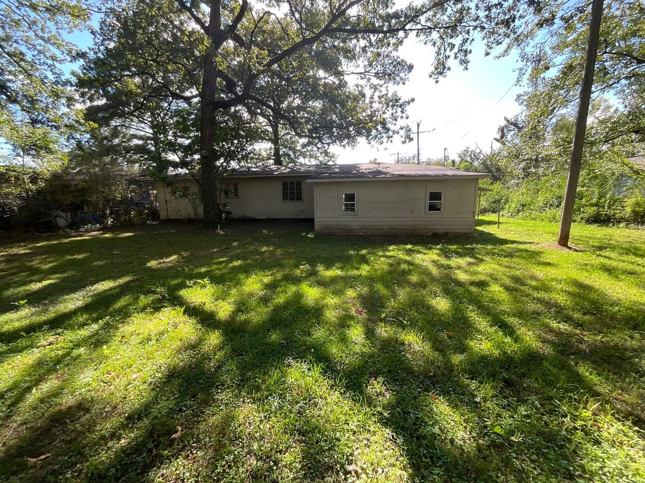 2862 Oak Forest Dr #1 - Photo 3 of 4