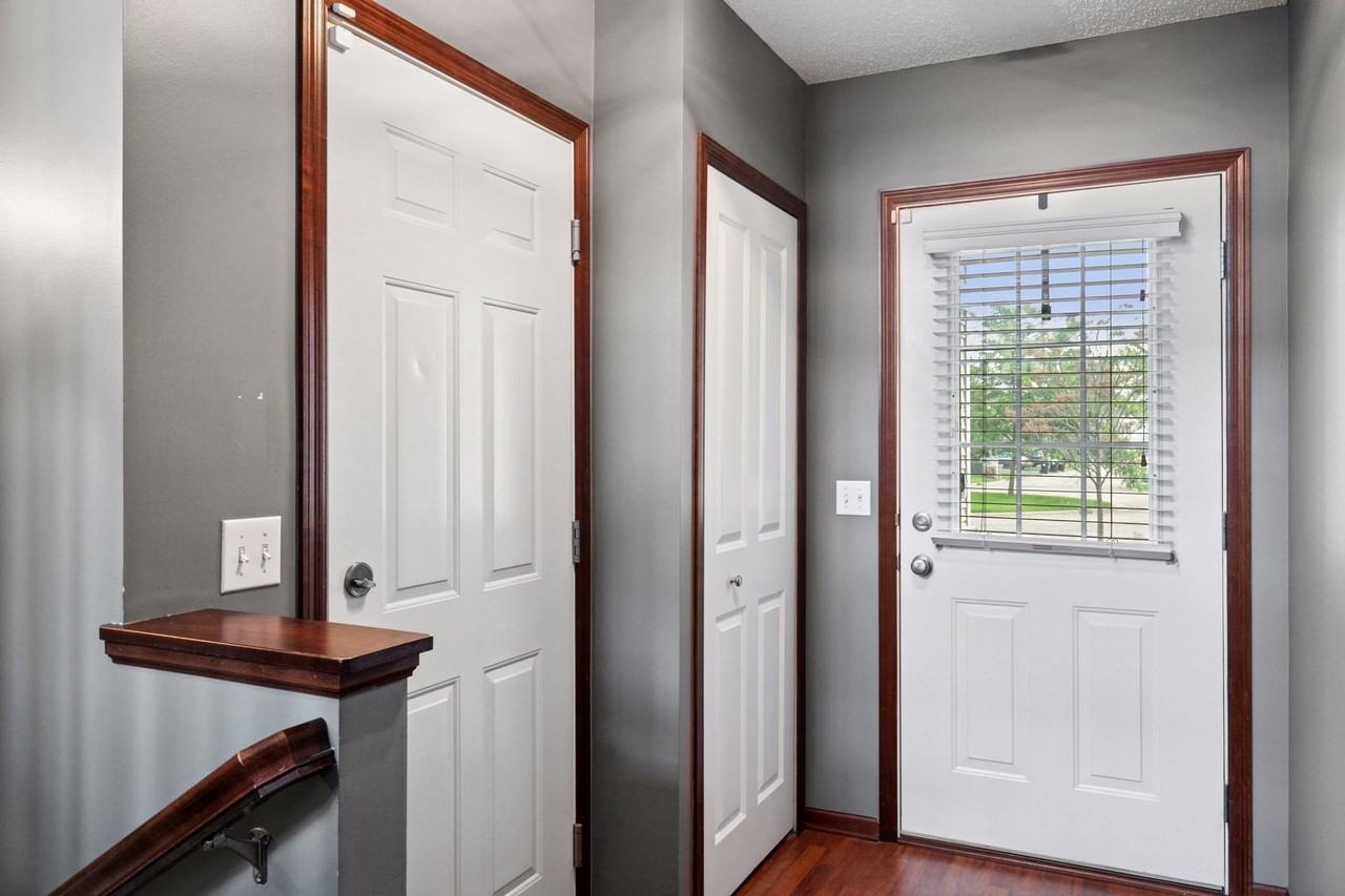 15424 Foster Dr N #1 - Photo 4 of 39