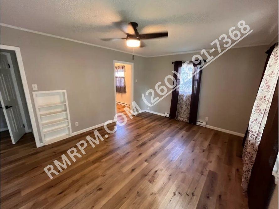 4414 Oliver St #1 - Photo 4 of 11