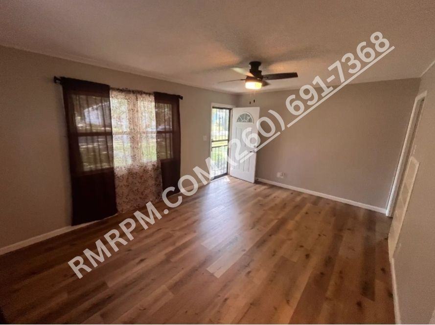 4414 Oliver St #1 - Photo 7 of 11