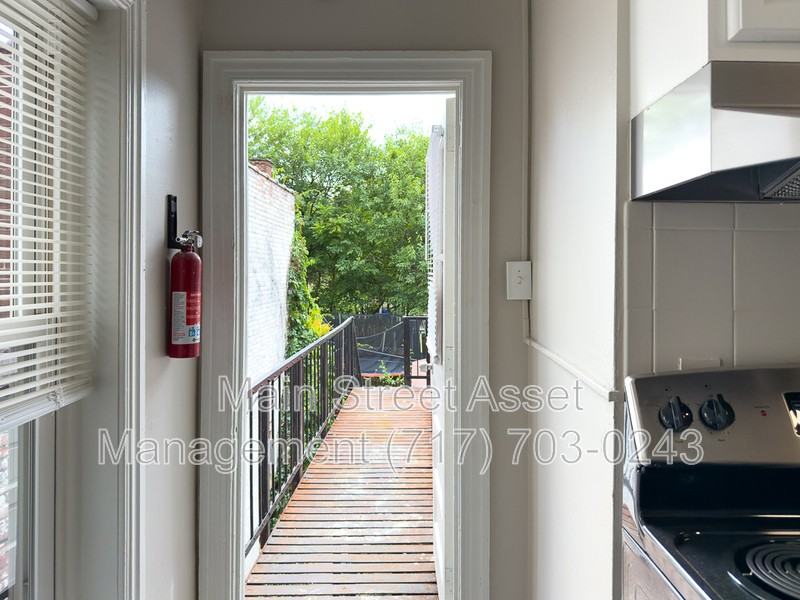 332 Chestnut St #2 - Photo 7 of 27