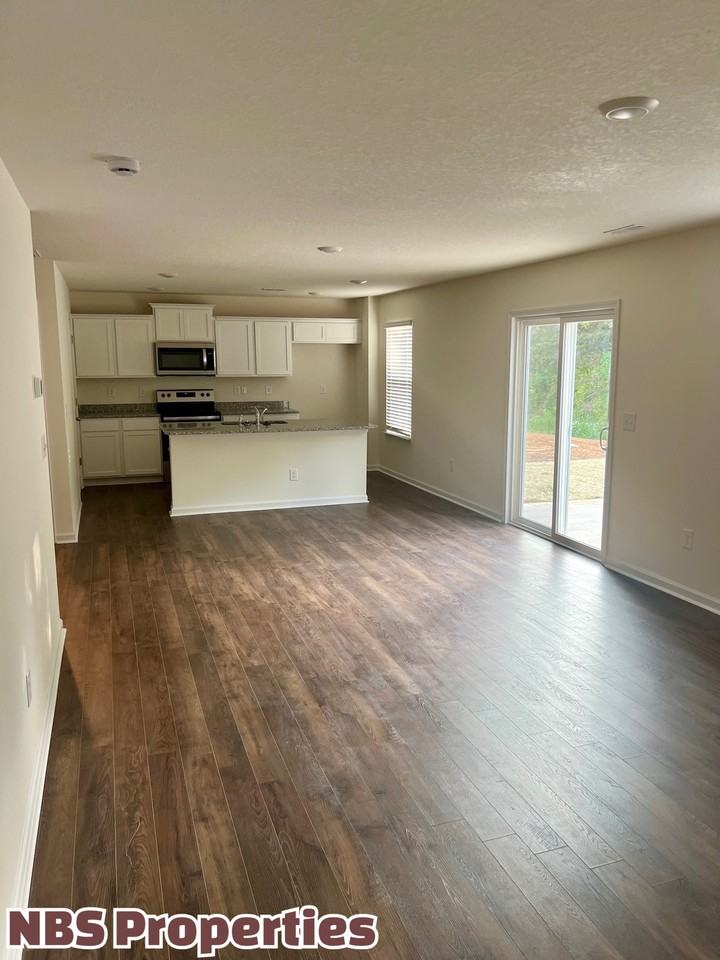 7755 Bill Keaton Dr #1 - Photo 4 of 30