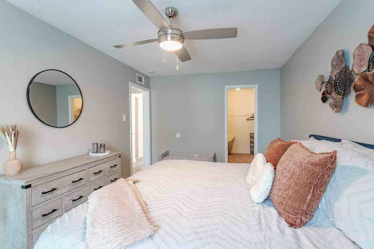 Baystone Apartments - Photo 6 of 43