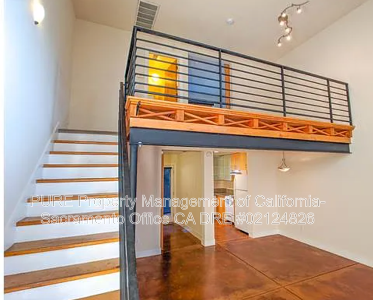 1705 15th St - Photo 2 of 2