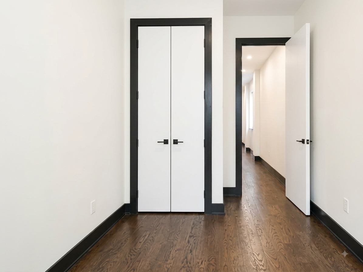 340 Irving Avenue #4 - Photo 5 of 6