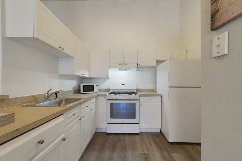 3391 S Kirkman Rd #1237 - Photo 3 of 11