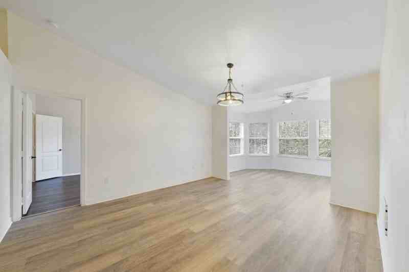 3391 S Kirkman Rd #1237 - Photo 6 of 11
