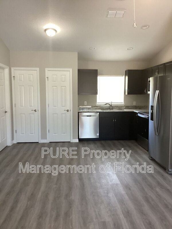 6577 Sw 140th Place Rd #1 - Photo 4 of 16