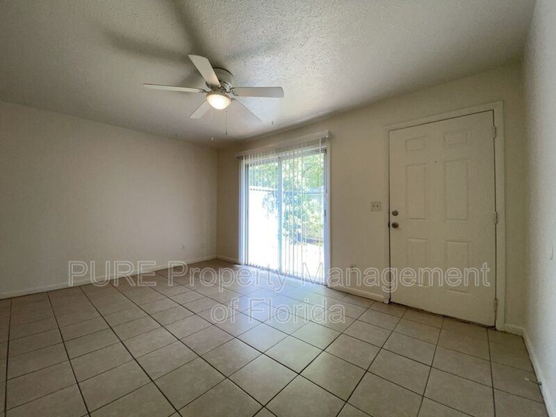 3850 Secourt #A - Photo 6 of 25