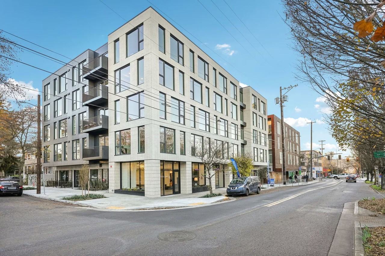 Rothko Residences - Photo 2 of 32