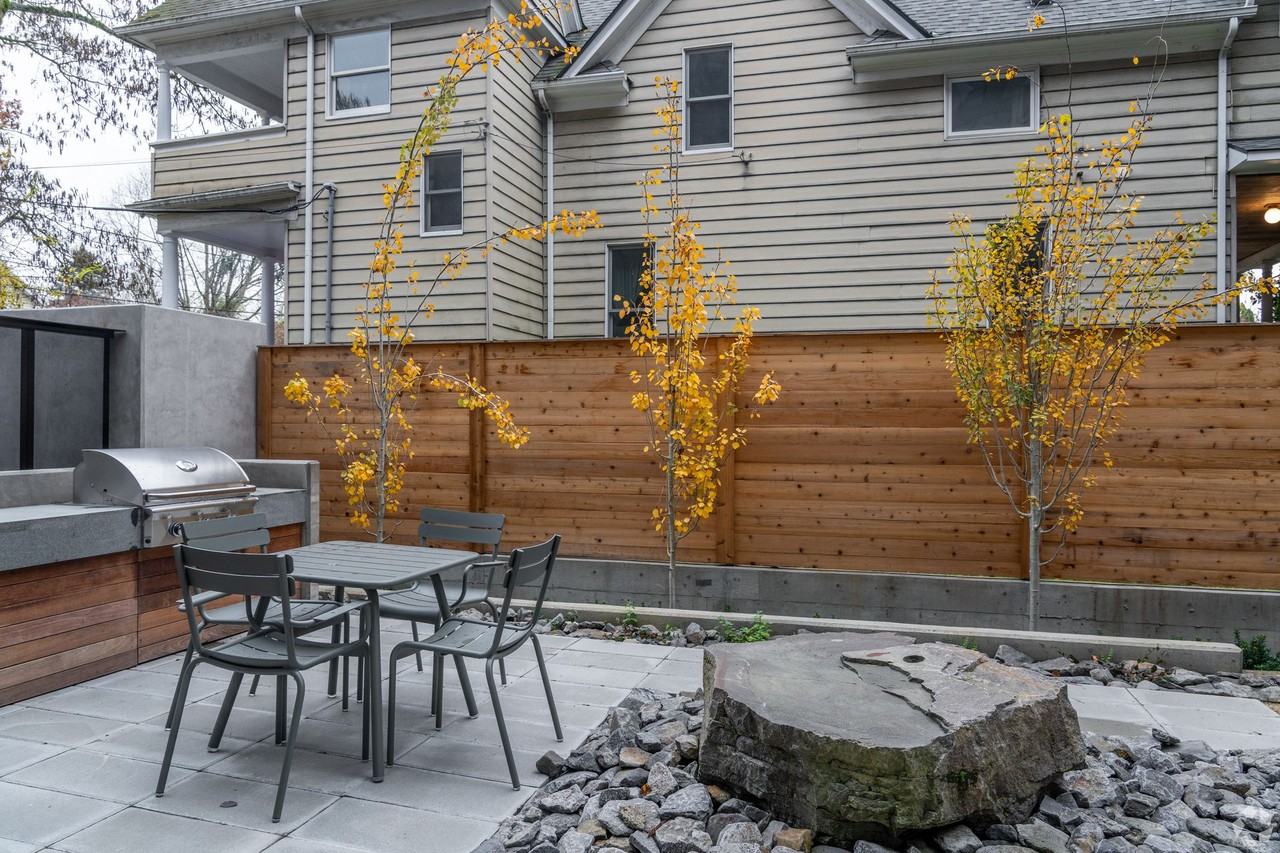 Rothko Residences - Photo 5 of 32