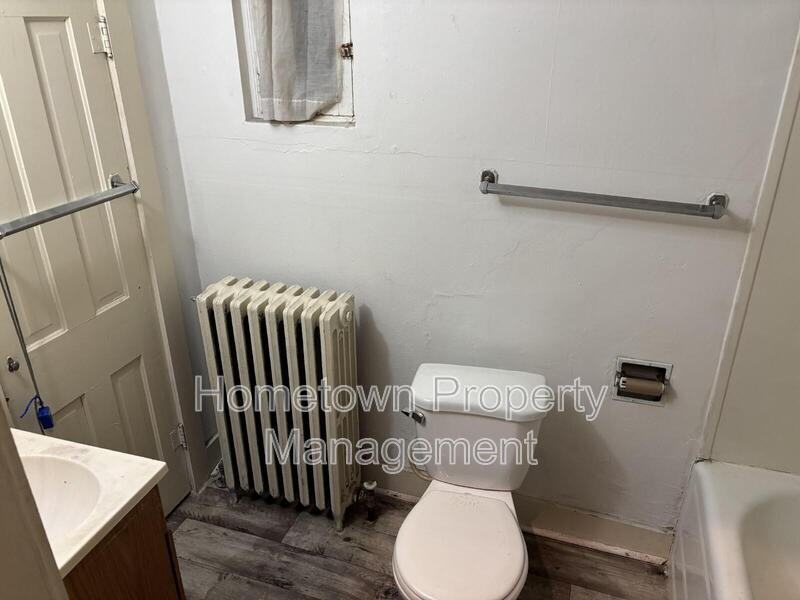 319 E Sunbury St #1A - Photo 5 of 14