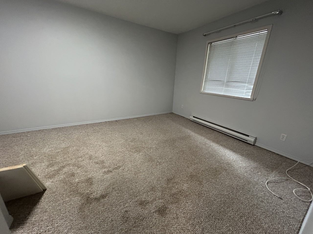 15615 24 Avenue - Photo 7 of 17