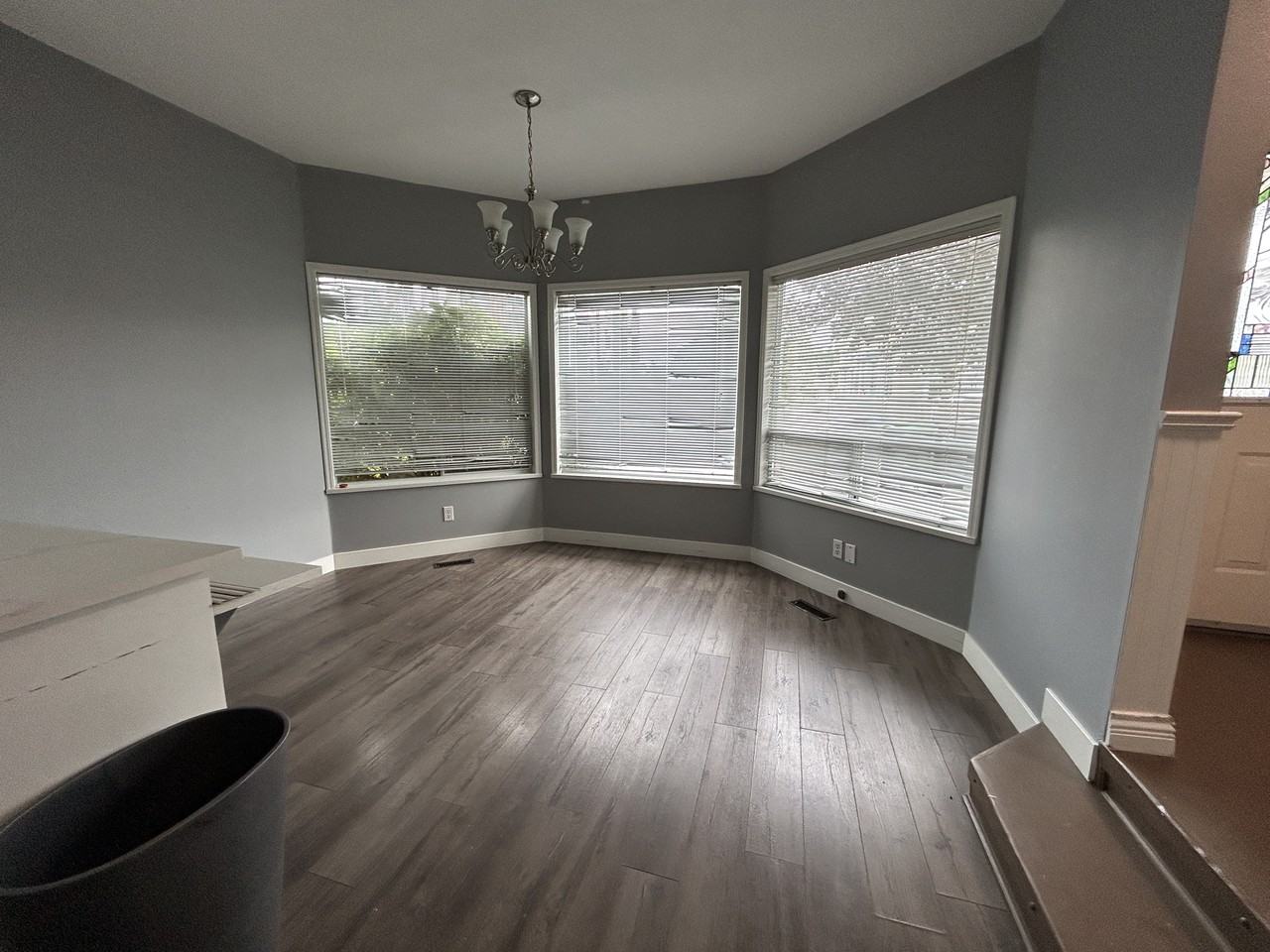 15615 24 Avenue - Photo 5 of 17