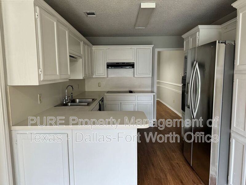 7724 Sagebrush Ct N - Photo 5 of 16