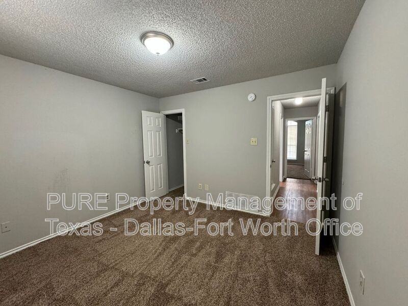 7724 Sagebrush Ct N - Photo 6 of 16