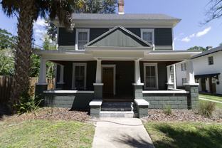 716 Ne 4th Ave - Photo 1 of 1